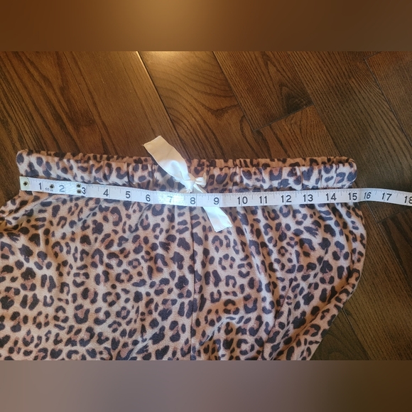 NWT 2 PIECE PJ SET, Great Christmas Gift for you or someone else. - Picture 11 of 12